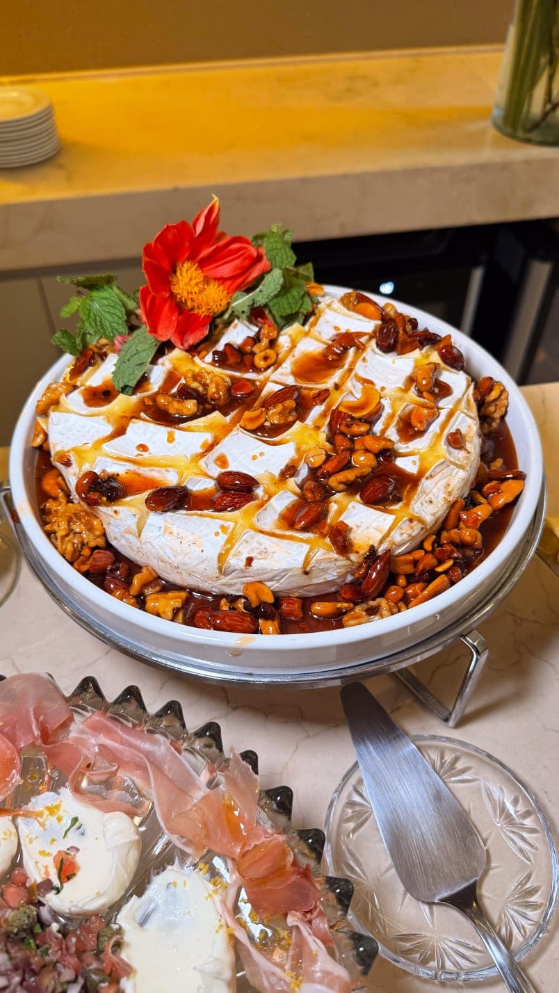 Brie com castanhas